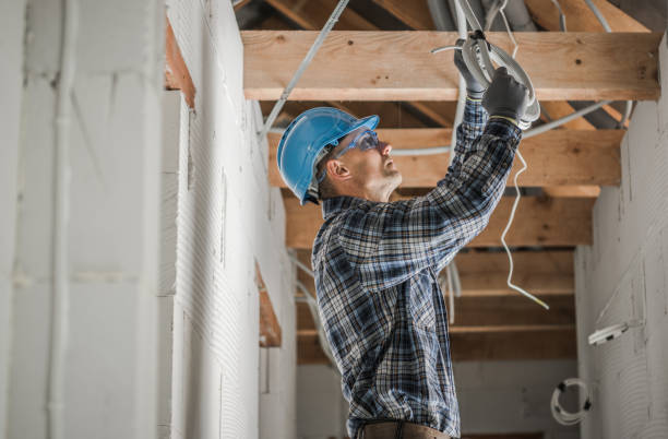 Best Electrical Contractors for Businesses  in Green Bay, WI